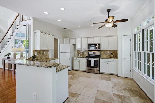 220 Ridge Point Court, Alpharetta, GA 30022