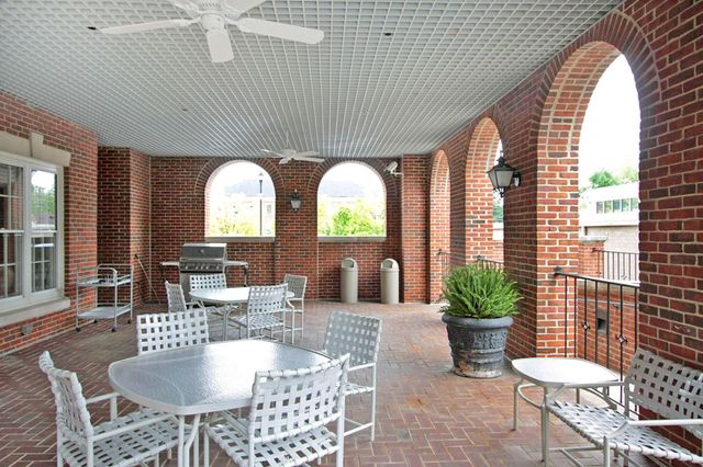 111 Woodland Avenue 302, Lexington, KY 40502