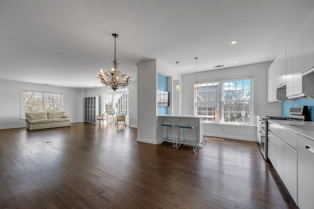 111 Woodland Avenue 302, Lexington, KY 40502