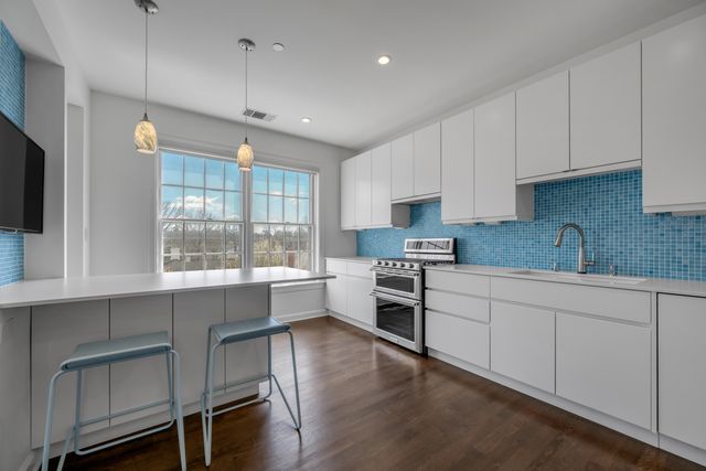 111 Woodland Avenue 302, Lexington, KY 40502