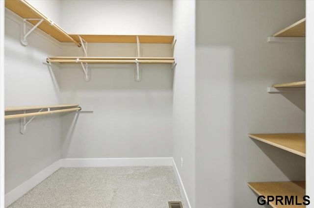 212 St. Andrews Loop, Malvern, IA 51551