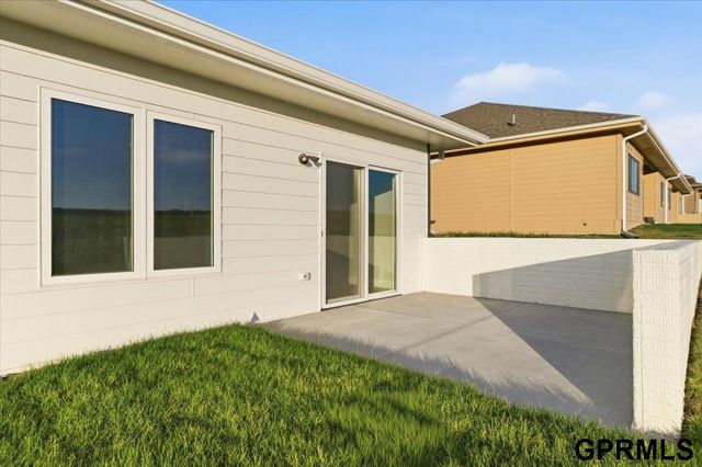 212 St. Andrews Loop, Malvern, IA 51551