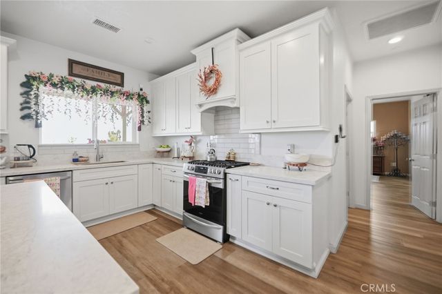 7180 Solano Road, Phelan, CA 92371