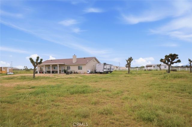 7180 Solano Road, Phelan, CA 92371