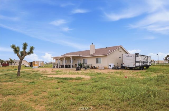 7180 Solano Road, Phelan, CA 92371