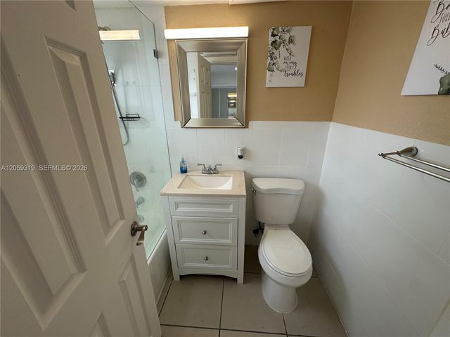 3855 SW 79th Ave 27, Miami, FL 33155
