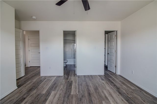 803 S Rupple Road 2, Fayetteville, AR 72704