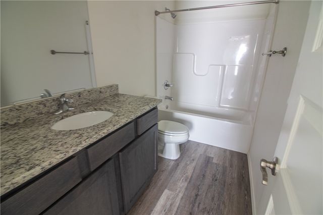 803 S Rupple Road 2, Fayetteville, AR 72704