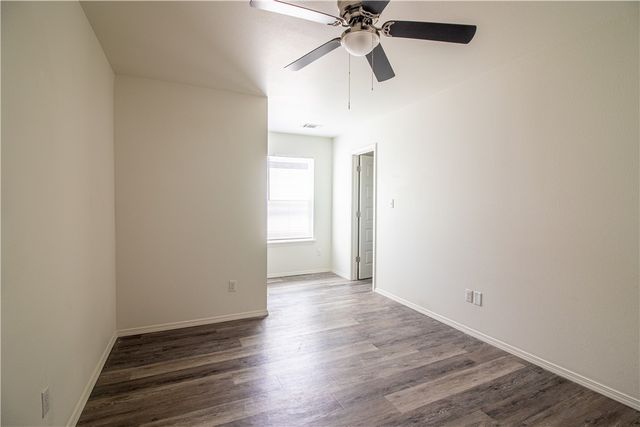 803 S Rupple Road 2, Fayetteville, AR 72704