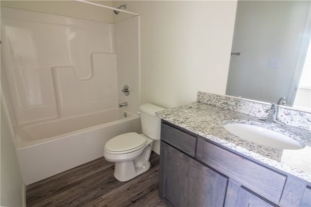 803 S Rupple Road 2, Fayetteville, AR 72704