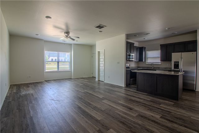 803 S Rupple Road 2, Fayetteville, AR 72704