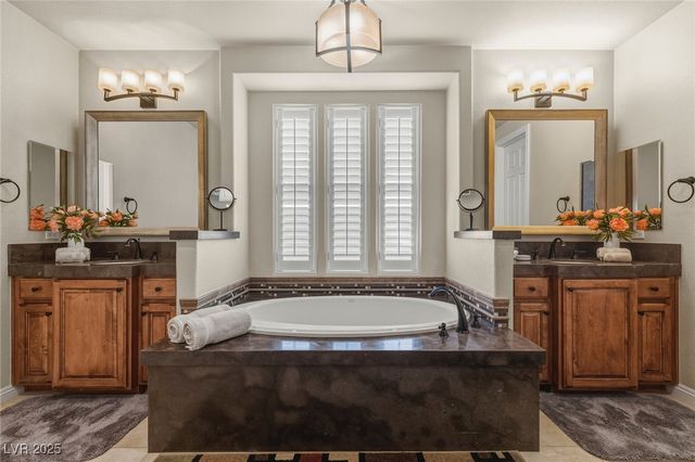 12005 Whitehills Street, Las Vegas, NV 89141