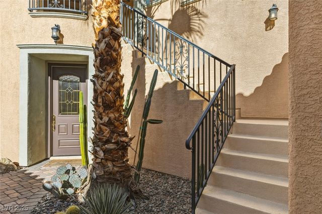 12005 Whitehills Street, Las Vegas, NV 89141