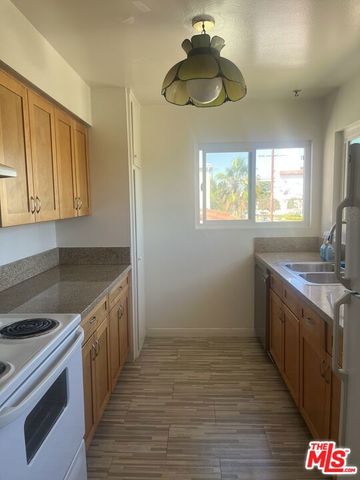 10789 Ohio Avenue 4, Los Angeles, CA 90024