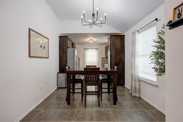 12601 Heritage Oaks Drive, Oklahoma City, OK 73120