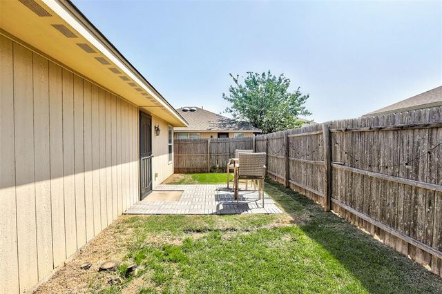 12601 Heritage Oaks Drive, Oklahoma City, OK 73120