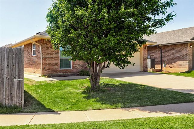 12601 Heritage Oaks Drive, Oklahoma City, OK 73120