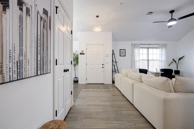 12601 Heritage Oaks Drive, Oklahoma City, OK 73120