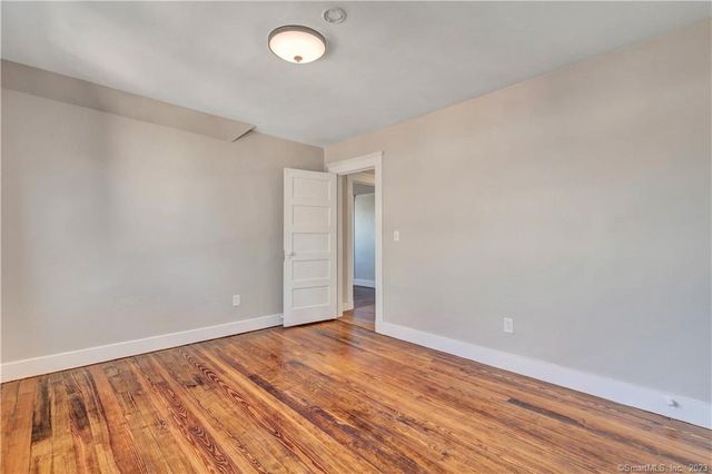 22 Hubinger Street 3, New Haven, CT 06511