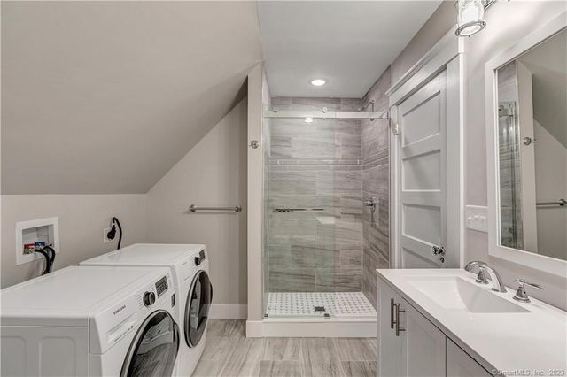 22 Hubinger Street 3, New Haven, CT 06511