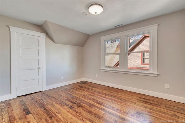 22 Hubinger Street 3, New Haven, CT 06511