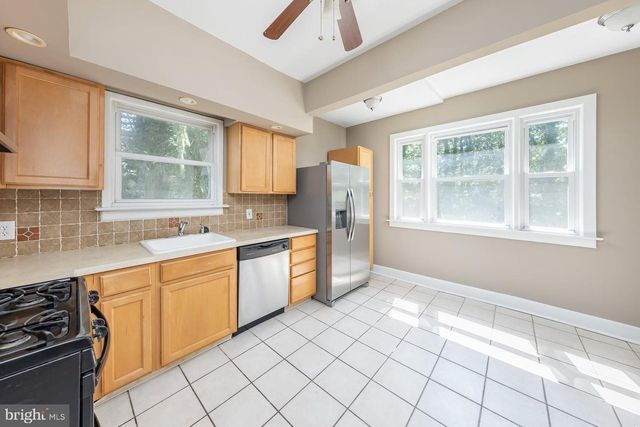 127 HEMLOCK AVE, Laurel Springs, NJ 08021
