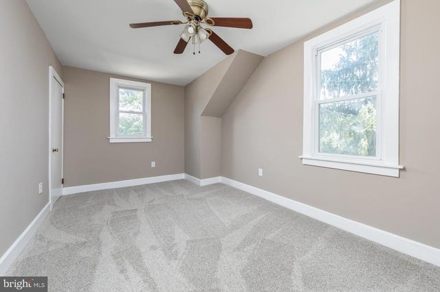127 HEMLOCK AVE, Laurel Springs, NJ 08021