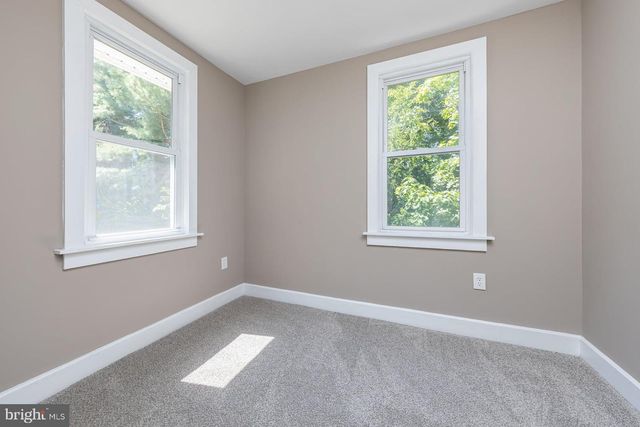 127 HEMLOCK AVE, Laurel Springs, NJ 08021
