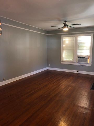 4027 Avenue R, Galveston, TX 77550