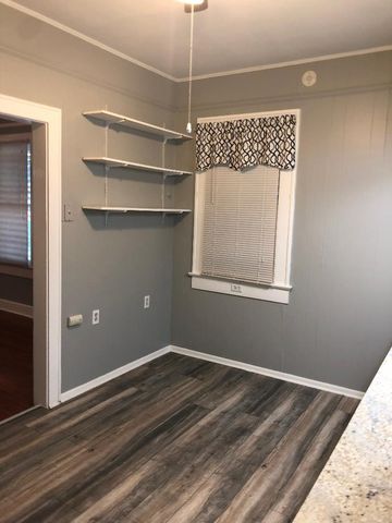 4027 Avenue R, Galveston, TX 77550