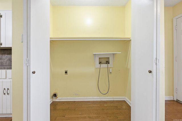 506 Parkway Place Drive, Little Rock, AR 72211