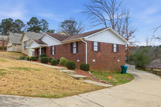 506 Parkway Place Drive, Little Rock, AR 72211