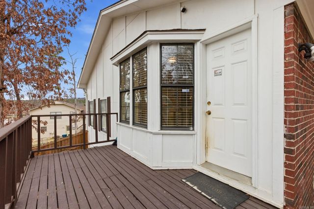 506 Parkway Place Drive, Little Rock, AR 72211