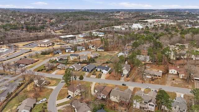 506 Parkway Place Drive, Little Rock, AR 72211