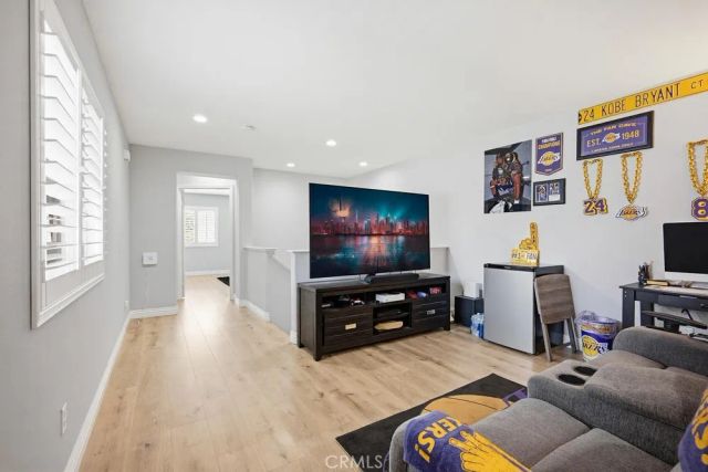 10973 Marygold, Corona, CA 92883