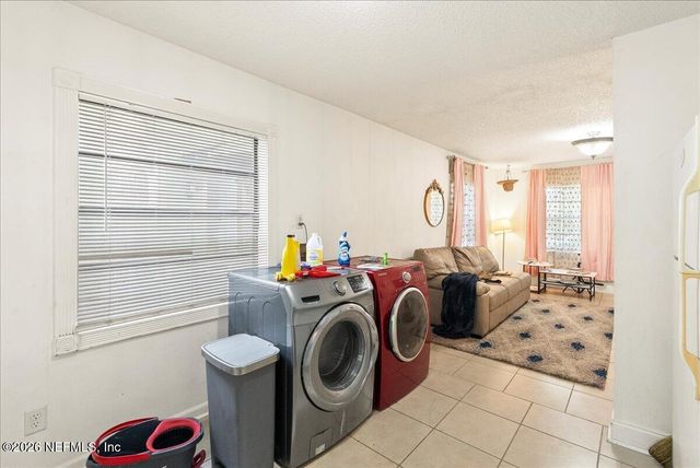 2910 POST Street, Jacksonville, FL 32205