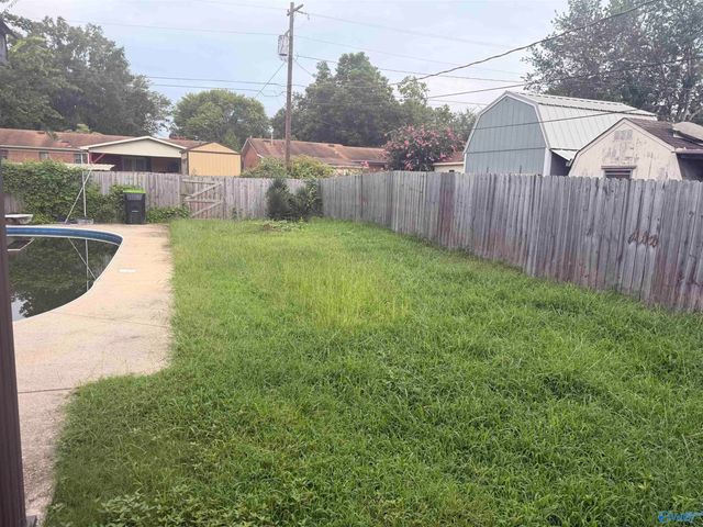 1301 Pennylane SE, Decatur, AL 35601