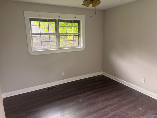 1301 Pennylane SE, Decatur, AL 35601
