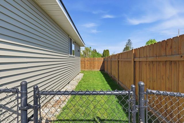 7125 N Crestline St, Spokane, WA 99217