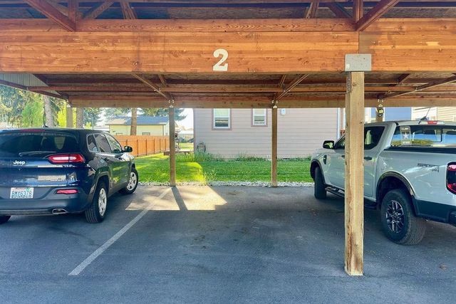 7125 N Crestline St, Spokane, WA 99217