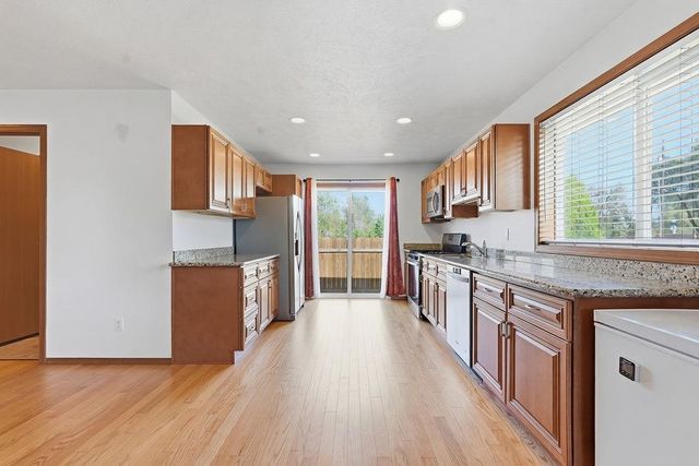 7125 N Crestline St, Spokane, WA 99217