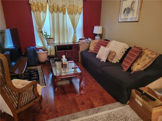 738 Round Tree Court, Lawrenceville, GA 30045