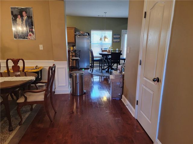 738 Round Tree Court, Lawrenceville, GA 30045