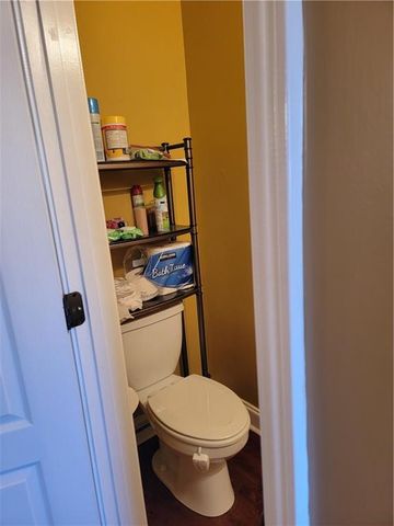 738 Round Tree Court, Lawrenceville, GA 30045