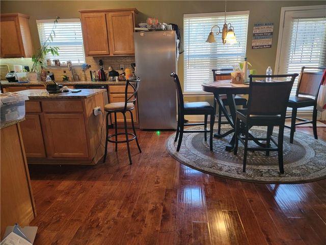 738 Round Tree Court, Lawrenceville, GA 30045