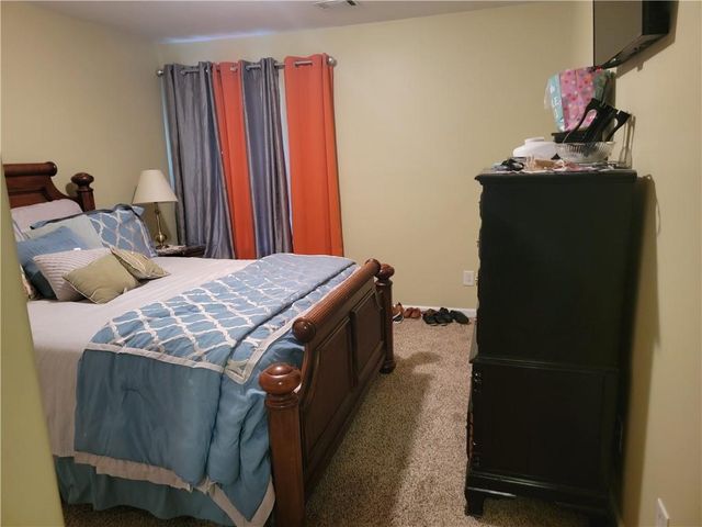 738 Round Tree Court, Lawrenceville, GA 30045