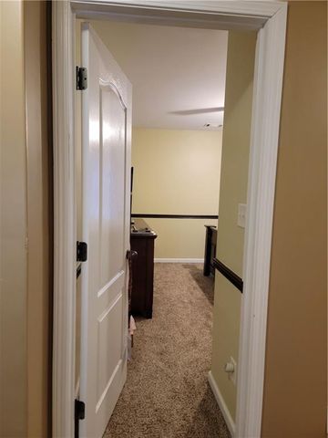 738 Round Tree Court, Lawrenceville, GA 30045