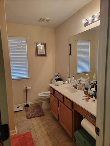 738 Round Tree Court, Lawrenceville, GA 30045