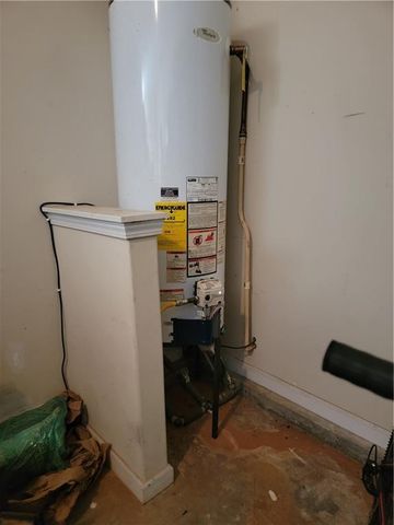 738 Round Tree Court, Lawrenceville, GA 30045