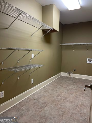 3910 Barnett Shoals Road S, Athens, GA 30605